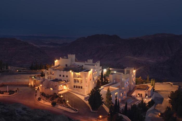 Luxury Hotels in Jordan Historic Significance